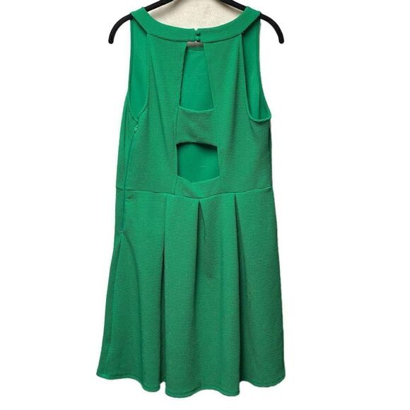 Bright Green Summer Dress Cut Out Back Xhilaration Large - Picture 3 of 7